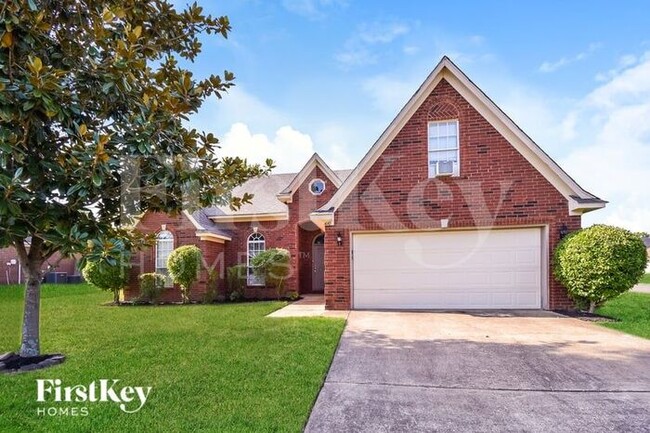 property at 4143 Ravenwood Dr N