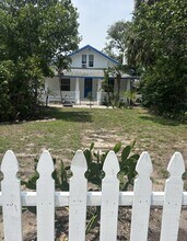 122 S Peninsula Dr in Daytona Beach, FL - Building Photo - Building Photo
