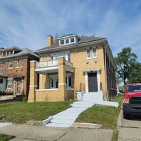 1932 Taylor St in Detroit, MI - Building Photo