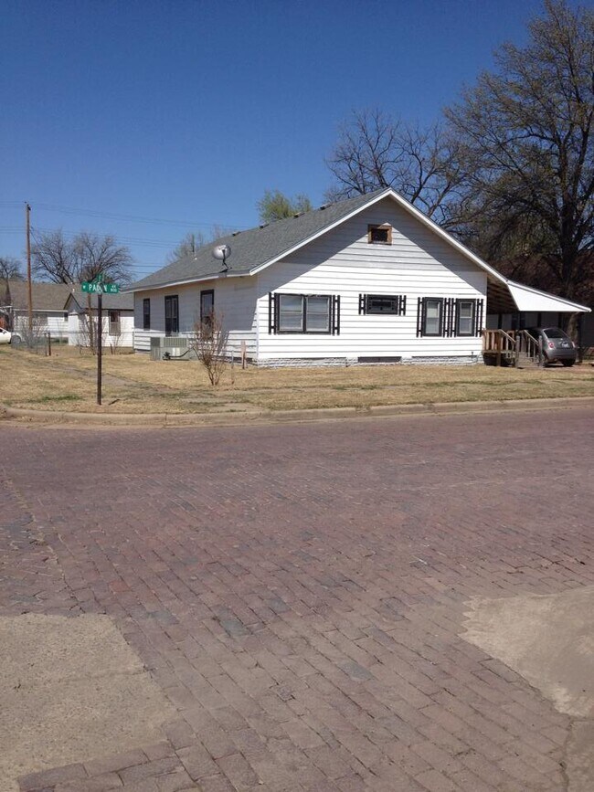 824 W Padon Rentals in Blackwell, OK