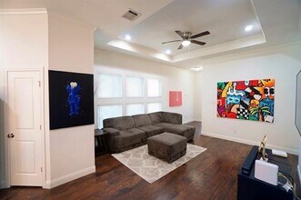 1439 Stella Ave in Dallas, TX - Building Photo - Building Photo