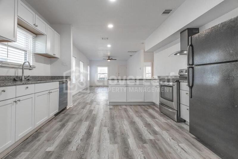 112 W Hermine Blvd in San Antonio, TX - Building Photo