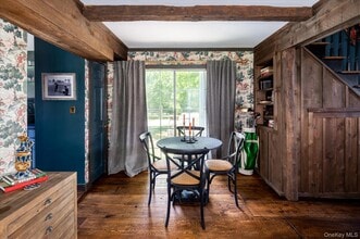 459 Old Post Rd in Bedford, NY - Building Photo - Building Photo