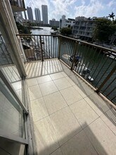 3948 NE 169th St in North Miami Beach, FL - Building Photo - Building Photo