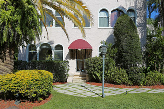 France on Frazier Creek in Stuart, FL - Foto de edificio - Building Photo