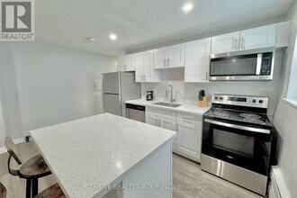 57 Oliver St in London, ON - Building Photo - Building Photo