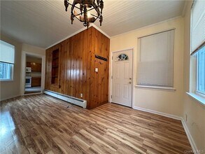 28 Ten Eyck St in Stony Point, NY - Building Photo - Building Photo