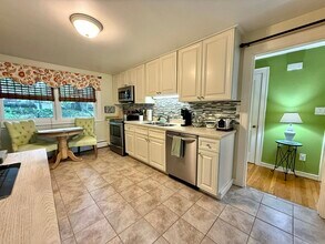46 Aldrich Rd in Watertown, MA - Building Photo - Building Photo