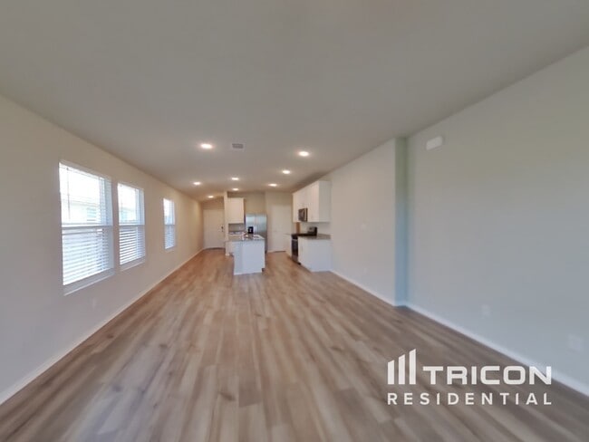 5120 Saddle Clb Dr in Georgetown, TX - Building Photo - Building Photo
