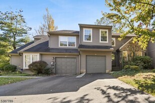 10 Brookline Ct in Princeton, NJ - Building Photo