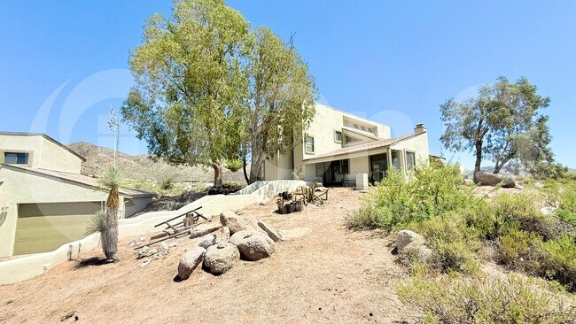 11602 E Manana Rd in Cave Creek, AZ - Building Photo - Building Photo
