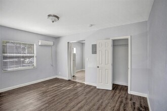 1625 S Federal Hwy-Unit -4 in Lake Worth, FL - Building Photo - Building Photo