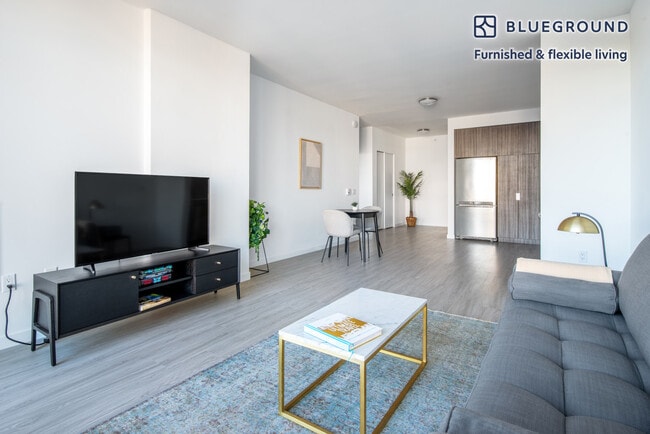 8 10th St in San Francisco, CA - Building Photo - Building Photo