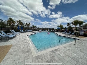 662 Stoney Pointe Cir in Davenport, FL - Building Photo - Building Photo