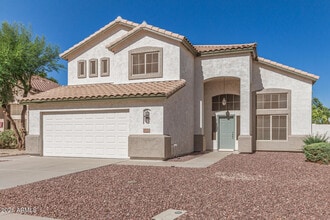 602 W Canary Way in Chandler, AZ - Building Photo - Building Photo