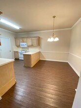 1214 Lindsey Ln in Cleburne, TX - Building Photo - Building Photo