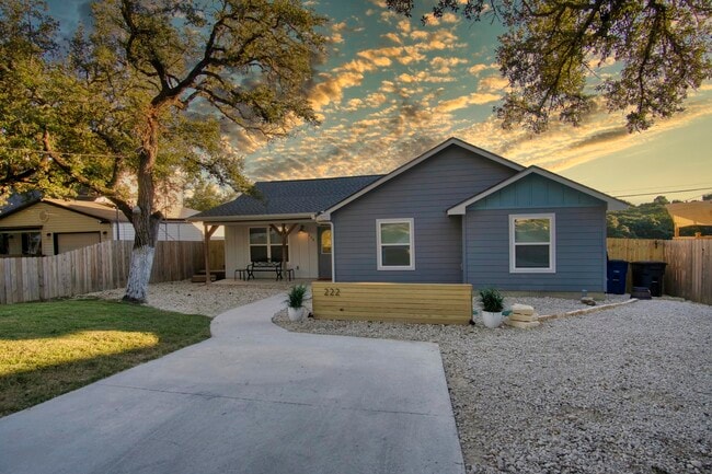 222 Lighthouse in Canyon Lake, TX - Building Photo - Building Photo
