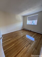 88 Gardner St, Unit 33 in Boston, MA - Building Photo - Building Photo