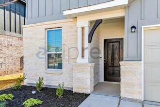 11816 Red Burro in San Antonio, TX - Building Photo - Building Photo