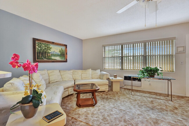 property at 158 Norwich G