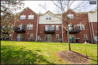 673 Cherry Orchard Rd in Canton Township, MI - Building Photo - Building Photo