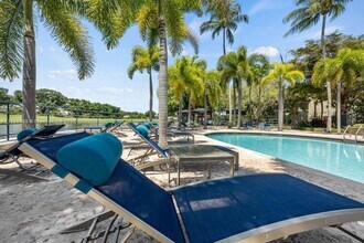 5555 N Military Trl, Unit Manoco in Boca Raton, FL - Building Photo - Building Photo