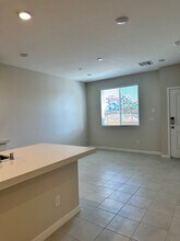 868 Angwin Ln in Henderson, NV - Building Photo - Building Photo
