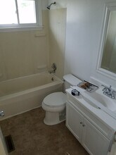 1302 Clay St, Unit 1304 in Midland, MI - Building Photo - Building Photo