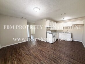 3224 W 8th Ave in Corsicana, TX - Building Photo - Building Photo