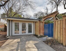 1909 Winsted Ln in Austin, TX - Building Photo