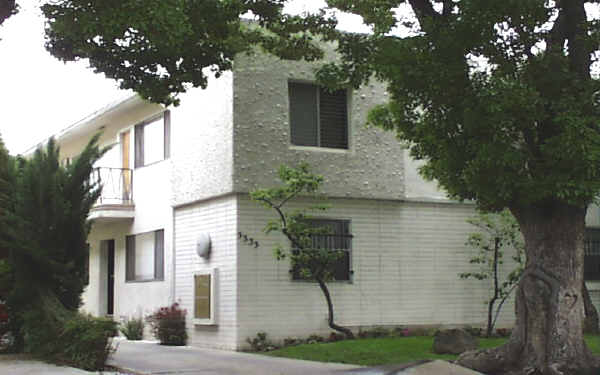 3333 S Durango Ave in Los Angeles, CA - Building Photo - Building Photo