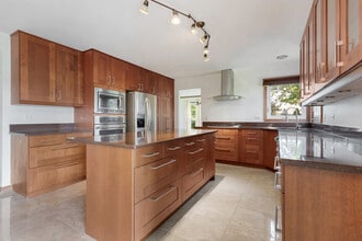 775 Harmon Blvd in Hoffman Estates, IL - Building Photo - Building Photo