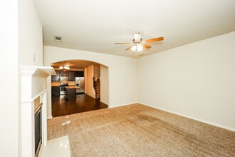 6281 Allen Rd SW in Mableton, GA - Foto de edificio - Building Photo