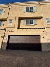 2406 Torrey Pines Rd in La Jolla, CA - Building Photo - Building Photo