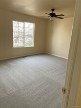 5222 E 100th Way in Thornton, CO - Foto de edificio - Building Photo