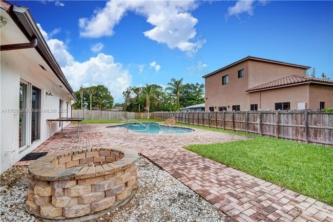 property at 210 NE 2nd Ct