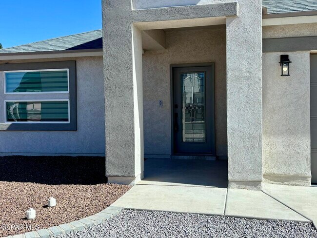 4828 Marisabel Azcarate St in El Paso, TX - Building Photo - Building Photo