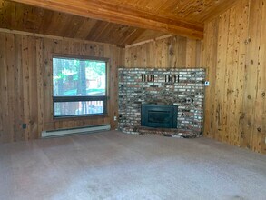 6194 Speckled Rd in Pollock Pines, CA - Building Photo - Building Photo