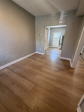 740 Hobart Pl NW in Washington, DC - Foto de edificio - Building Photo