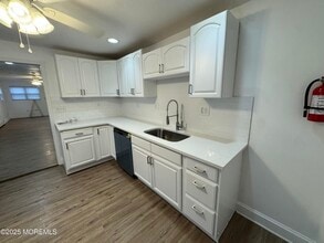 7 Braden Pl in Keansburg, NJ - Building Photo - Building Photo