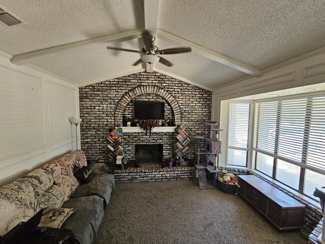 property at 6104 Elmwood Ave