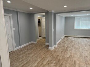 73 Plum Rd in Mahopac, NY - Building Photo - Building Photo