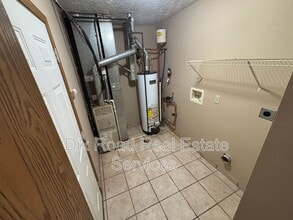 983 Pom Ct in Trenton, OH - Building Photo - Building Photo
