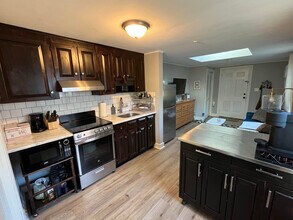 92 Elm St in Quincy, MA - Foto de edificio - Building Photo