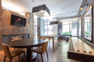 Parc Riverside in Washington, DC - Foto de edificio - Interior Photo