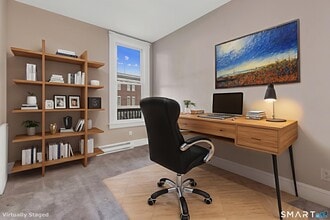 82 Water St in Torrington, CT - Foto de edificio - Building Photo