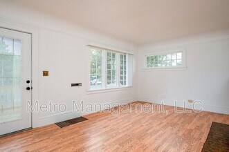 1415 N Rosa Parks Way in Portland, OR - Building Photo - Building Photo