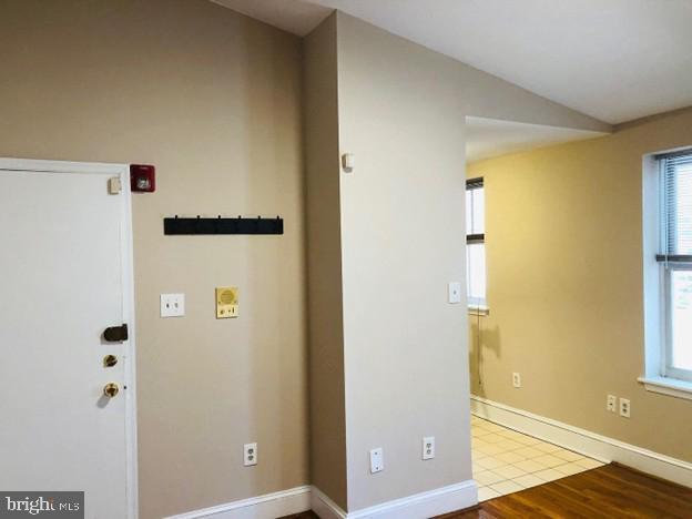 property at 1906 Fairmount Ave