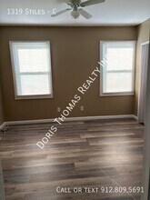 1319 Stiles Ave in Savannah, GA - Foto de edificio - Building Photo