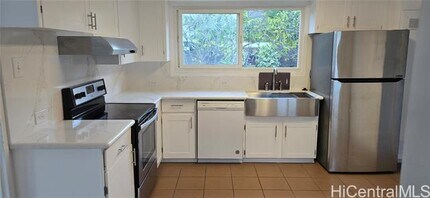 1357 Mokulua Dr in Kailua, HI - Building Photo - Building Photo